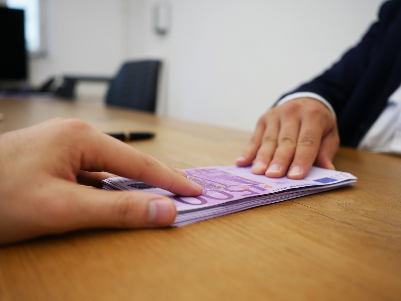 Tabella dettagliata sull'aumento delle pensioni previsto per il 2025.