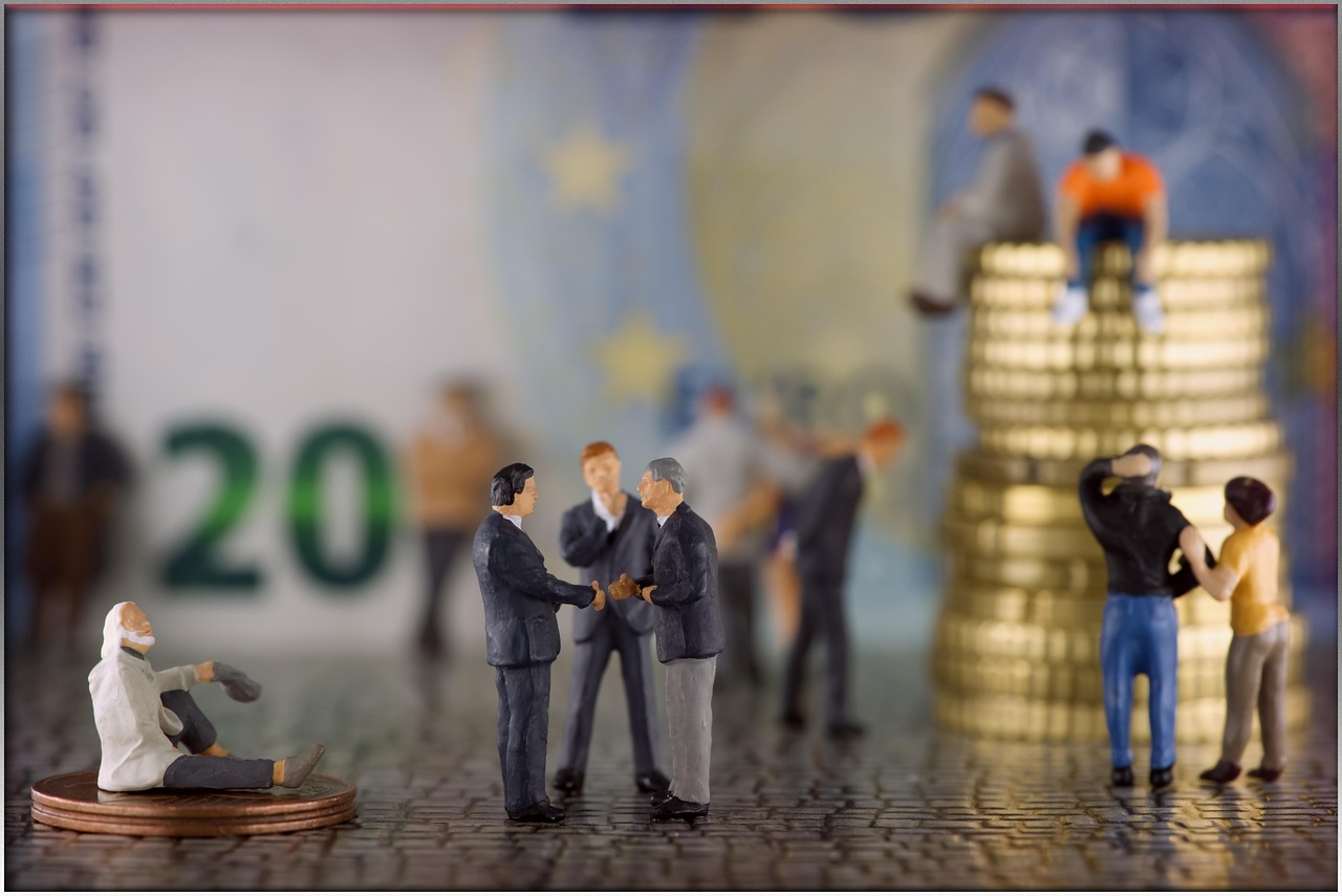 Grafico che illustra l'aumento delle pensioni previste per il 2026 con soglie di riferimento.